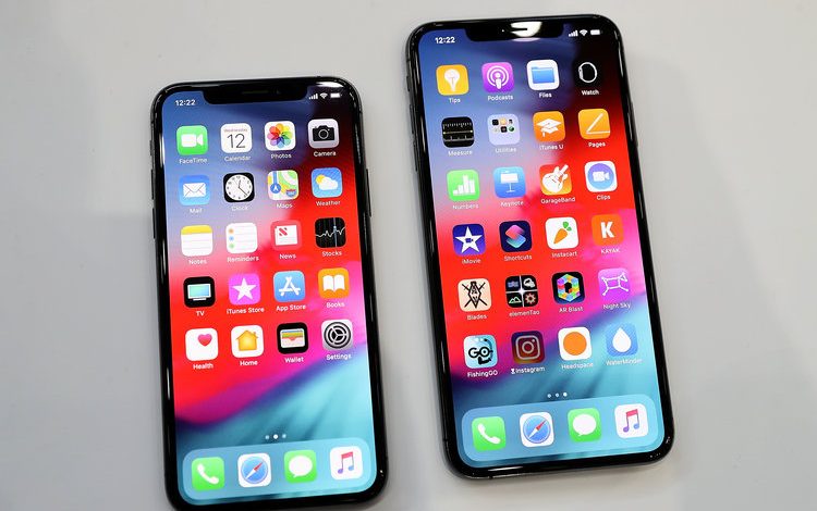 iPhone X and iPhone XR