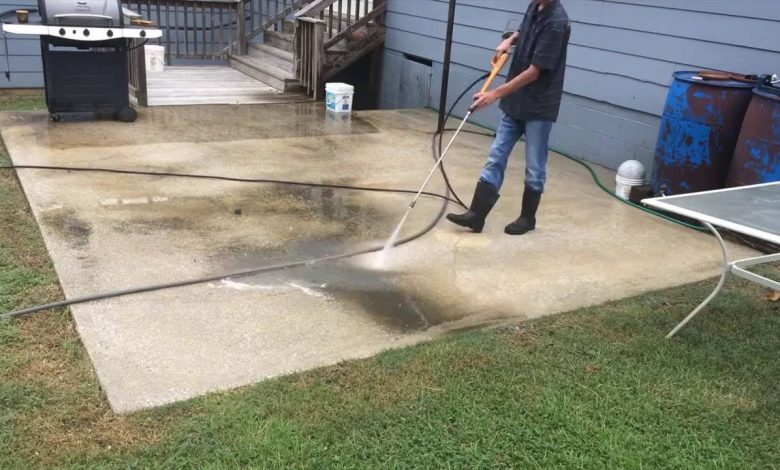 Effectively Clean Your Concrete Patio